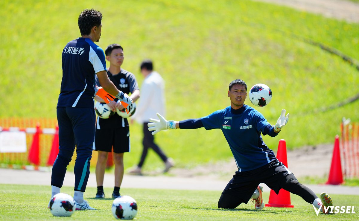 visselkobe's tweet photo. #楽天モバイル最強キャンプ2026 𝔻𝔸𝕐𝟞

今日は午前練習のみ！
風が心地よく涼しい中でのトレーニングでした🍃
気持ちよく体を動かせました！🏋️

🔗最強キャンプ特設ページ
https://t.co/9vSwO6xhWF

#visselkobe #ヴィッセル神戸 https://t.co/g0goD49pNH