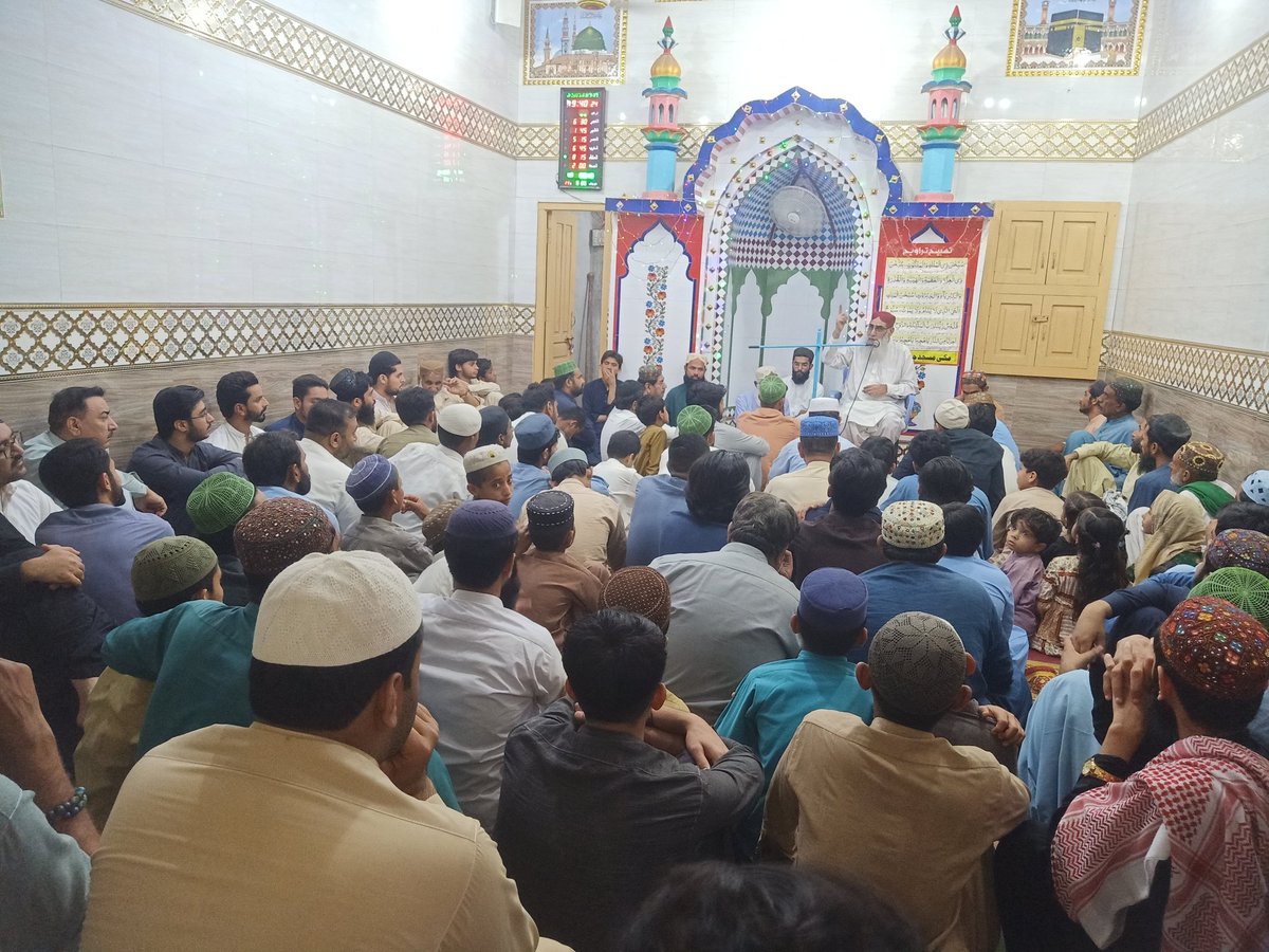 DrAGAnsari's tweet photo. مولانا فضل الرحمان کے کندھے استعمال کرکے شہباز شریف مکے دکہاتے تہے آج وہی مولانا کے خلاف بیانات دے رہے ہیں. لیکن یاد وقت بدلنے میں دیر نہیں لگتی
#سلیکشن_مافیا_نامنظور
#آئین_کاپاسبان_مولانافضل_الرحمن
#آئین_شکن_مقدس_گائے
#شہداء_کو_ڈھال_نہ_بناؤ
#لشکر_نہیں_خود_لڑو
#مولانا_شان_پاکستان https://t.co/fTmjxu1T6a