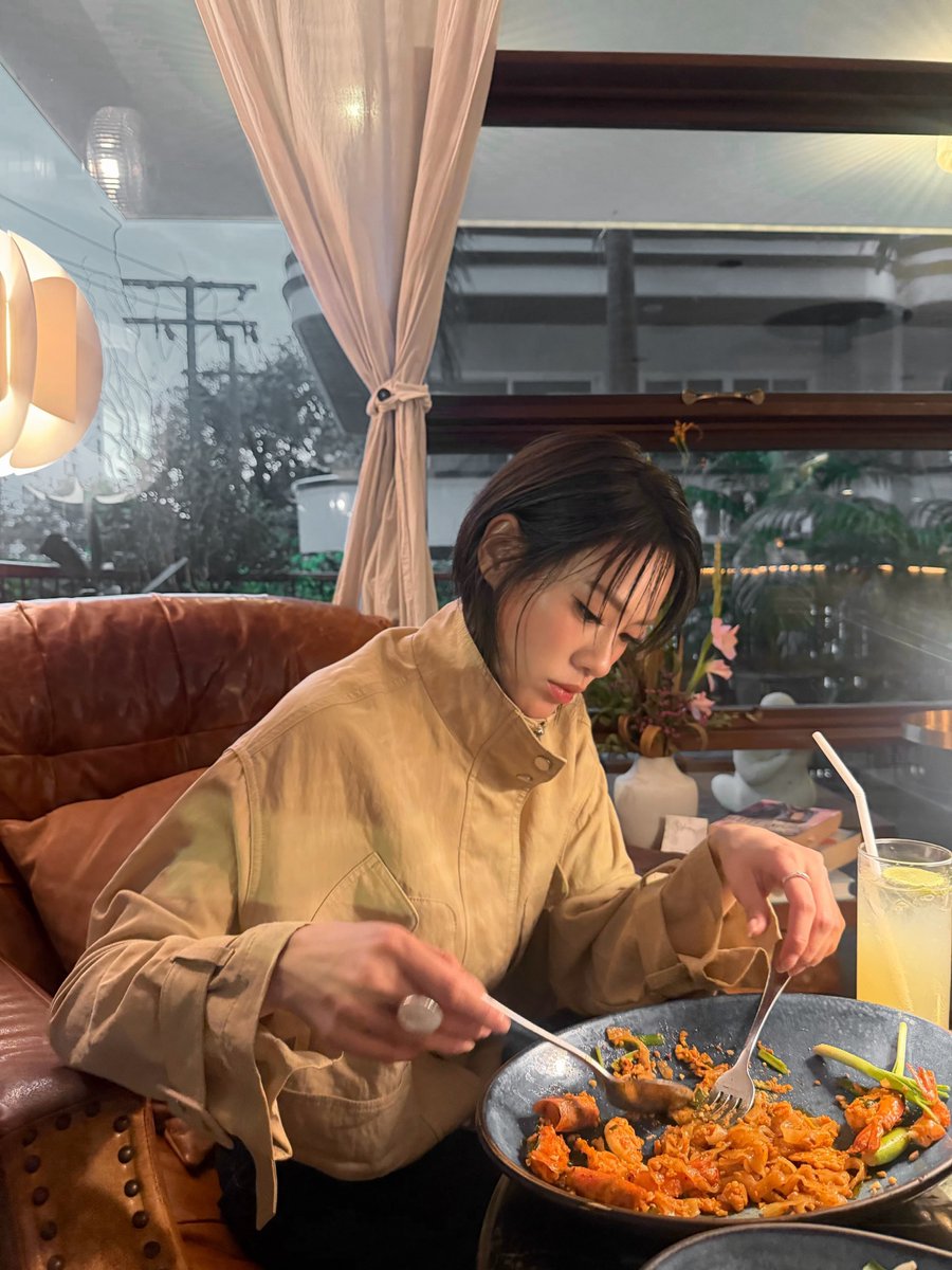 thasornofficial's tweet photo. 🍝_🍝

Step into the CPS AW26 Collection #CPS #CPSAW26 @ CPS.LABEL

IG Update: emiamily  

꒰ #emiamily @emiamily ꒱ https://t.co/z85oheXgel