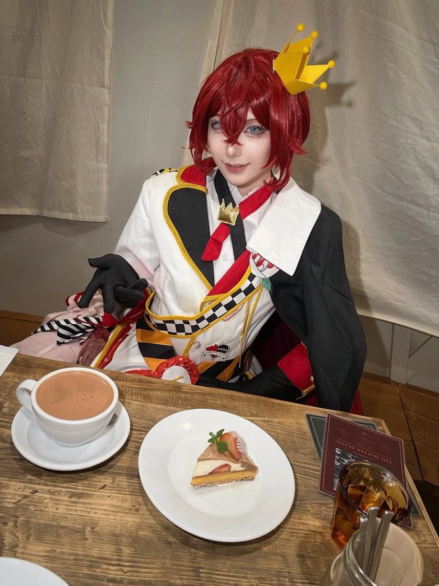 kurage_080's tweet photo. ⚠︎🌹Cosplay
ティーメニュー🫖⋆✦ https://t.co/Qyb8JzPYvw