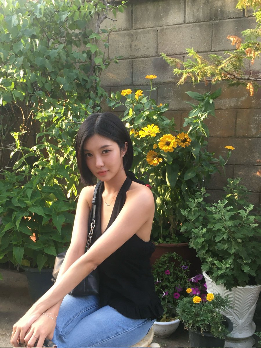 zinebAmira11's tweet photo. #Kep1er #케플러 #김채현 #김다연 #채다즈 #CHAEHYUN #DAYEON
#CHAEDA
🐯🐿️🖤🖤
chaeda
chaeda hot summer day it's so beautiful 🌄✨
iioflhyun Instagram update! 📷 ddayyeonii Instagram update! 📷 https://t.co/FyypGcf255