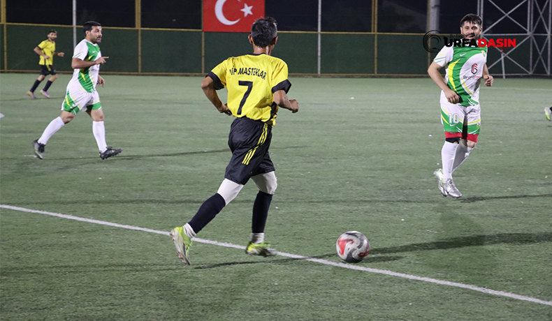 urfadasin's tweet photo. Şanlıurfa'da 35 Yaş Üstü Masterler Futbol Turnuvası Başladı https://t.co/X9IEA88yPd #Şanlıurfa #35yaş #Masterler #Futbolturnuvası @sanliurfabld https://t.co/hdmPVs5VdN