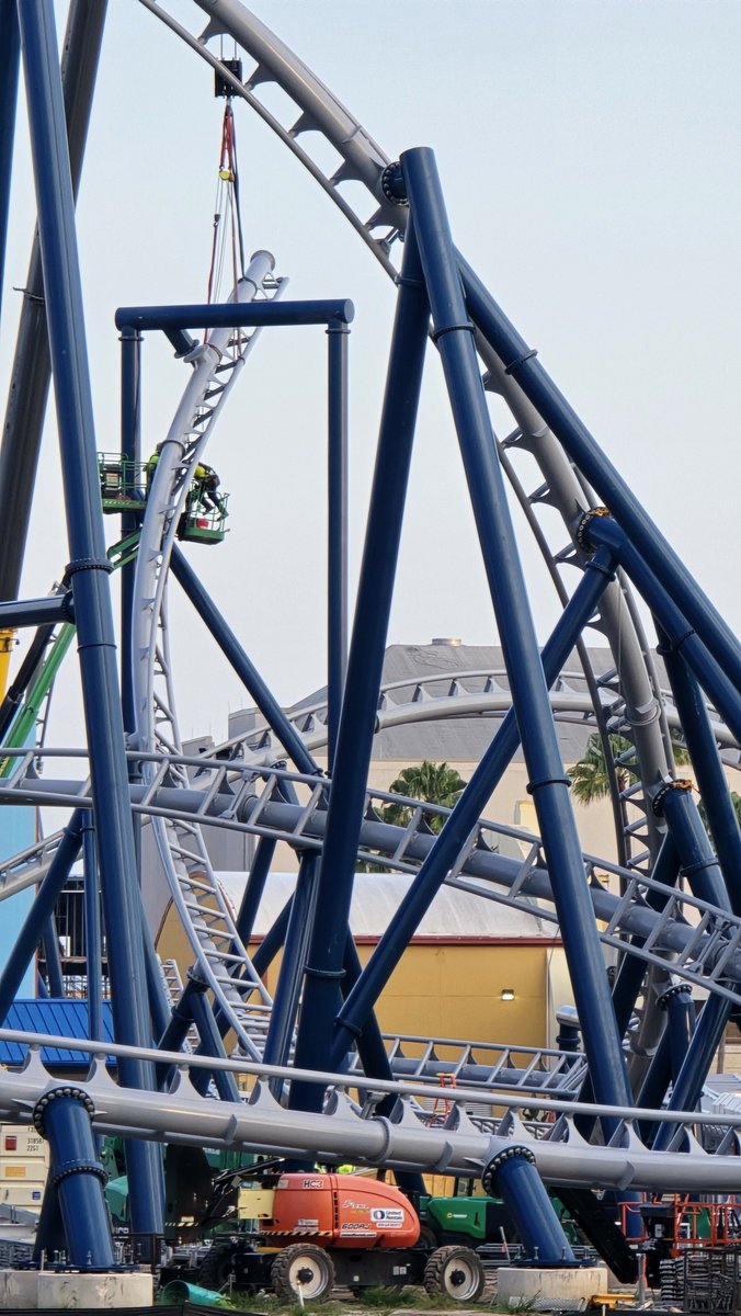 Midway Mayhem tweet media