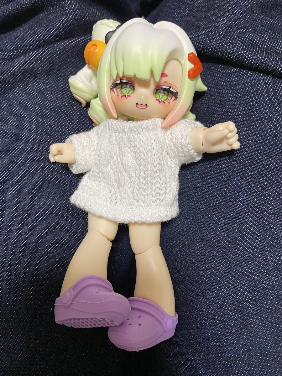 himiu33's tweet photo. #良ければあなたの癒���れる寝そべり画像を見せて下さい https://t.co/mgZKjO1Qeu