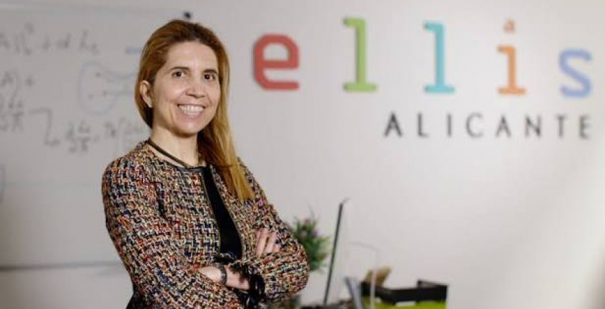 ujaen's tweet photo. La Universidad de Jaén incorporará a su claustro de doctores a la ingeniera en Telecomunicación Nuria Oliver como Honoris Causa

https://t.co/oiJaCsFYWi https://t.co/opFn61Rx3Z
