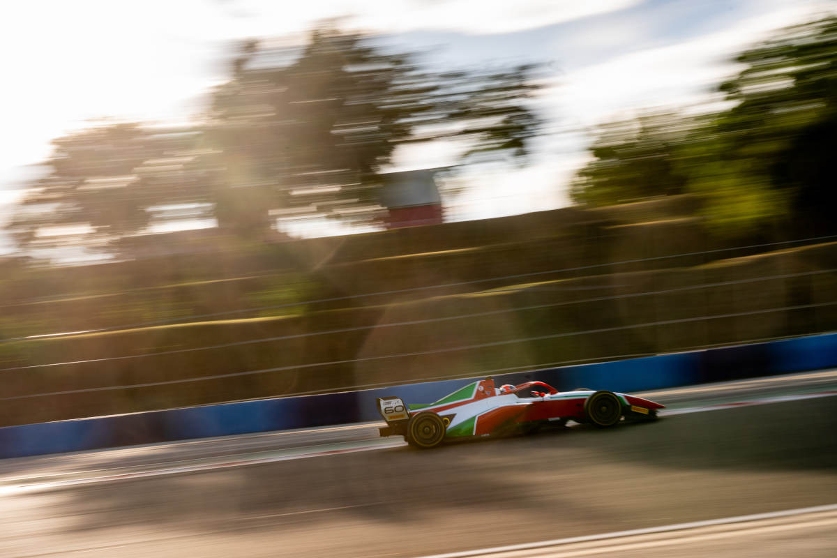 Speedliveit tweet picture
