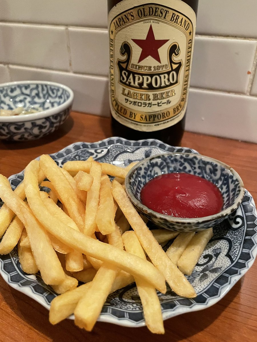 pigupluto's tweet photo. 花金飲み。やっぱり楽しす🍻 https://t.co/JHVPBGySzw