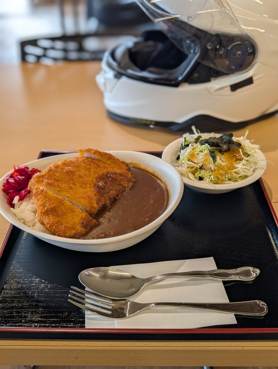 ichiken_d2's tweet photo. エサヌカ線まわりの宗谷岬から遠別の道の駅でカツカレー。気持ち良い1日でした〜！ https://t.co/0CwwkClJgc