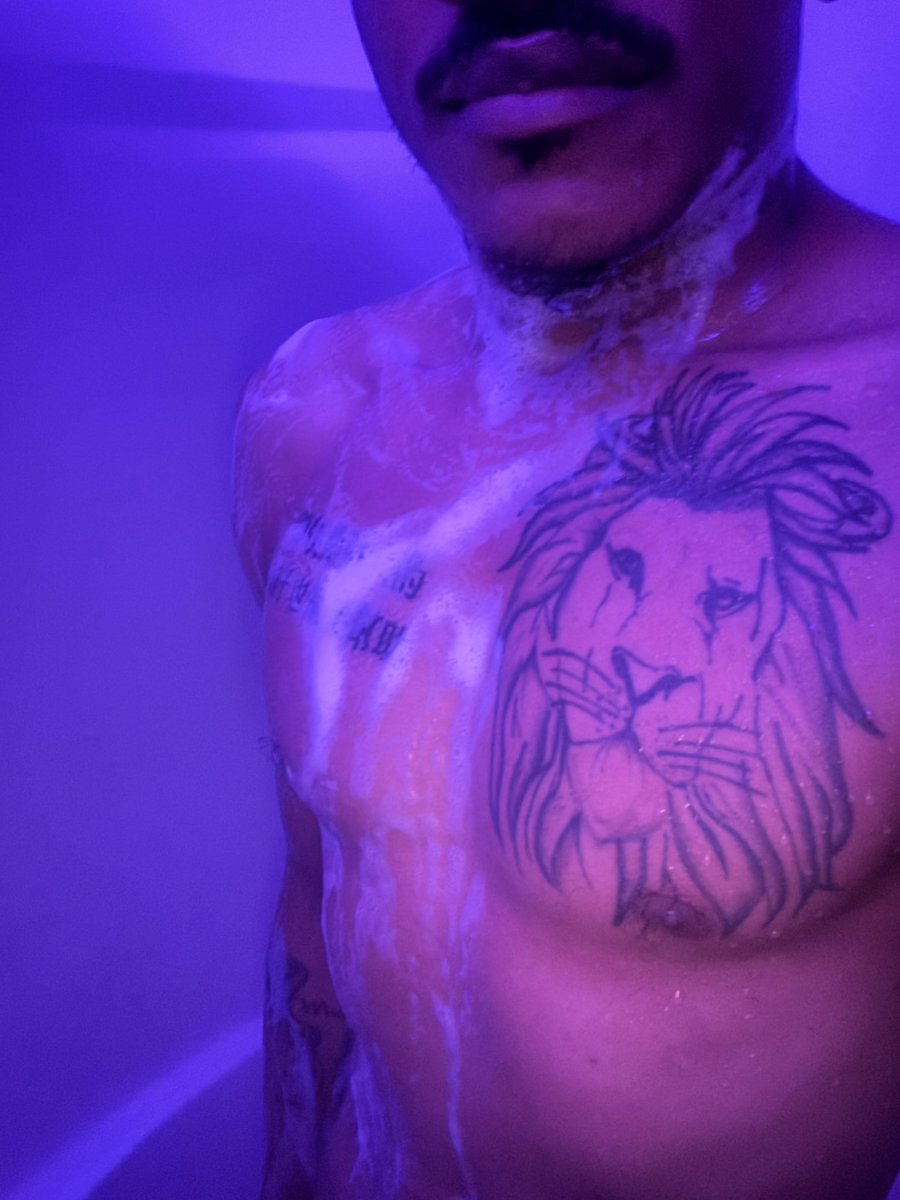 markeestallion's tweet photo. Leo season bout to start https://t.co/ZeBu6srroC