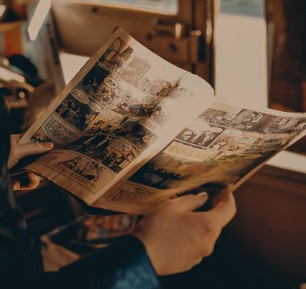 RAEinforma's tweet photo. #ConsultasDeLaSemana | ¿Por qué llevan tilde las palabras «cómics» y «récords»? ¿No son llanas terminadas en «s»?

Se escriben con tilde porque son llanas terminadas en más de una consonante: https://t.co/85UrZEUjLb (§ 1.2.2). https://t.co/Iu28DFZG2W