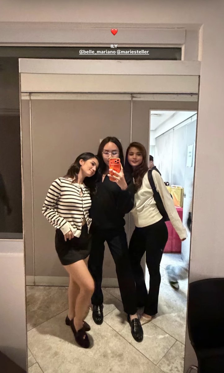 FiBMJL's tweet photo. So proud of you love #BelleMariano
Thank you Ms. A Belle's fit 💯🤩 GANDAAA
#AIConcert https://t.co/b0dHSsD8Ul