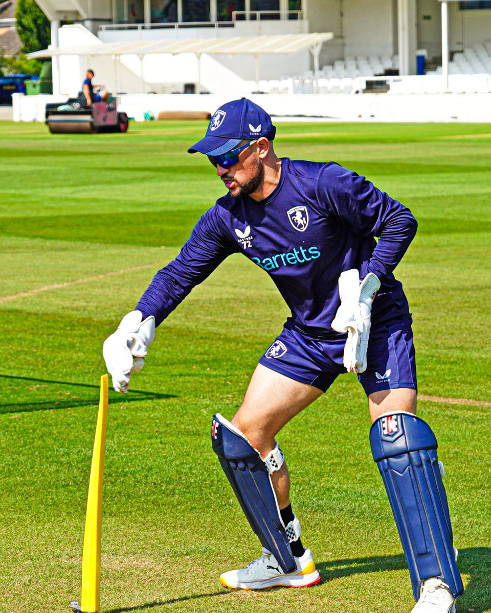 KentCricket's tweet photo. Getting set for the return of the @onedaycup 🔵 https://t.co/fCESm4cHlW