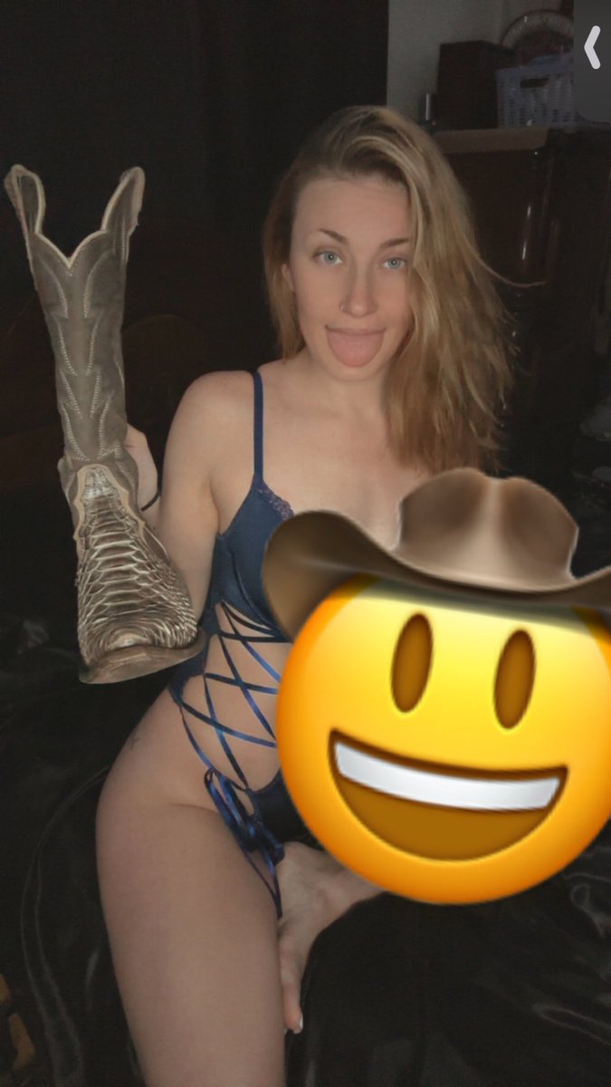 OzaraSkye 🍑 | OF 🍯💦 tweet media