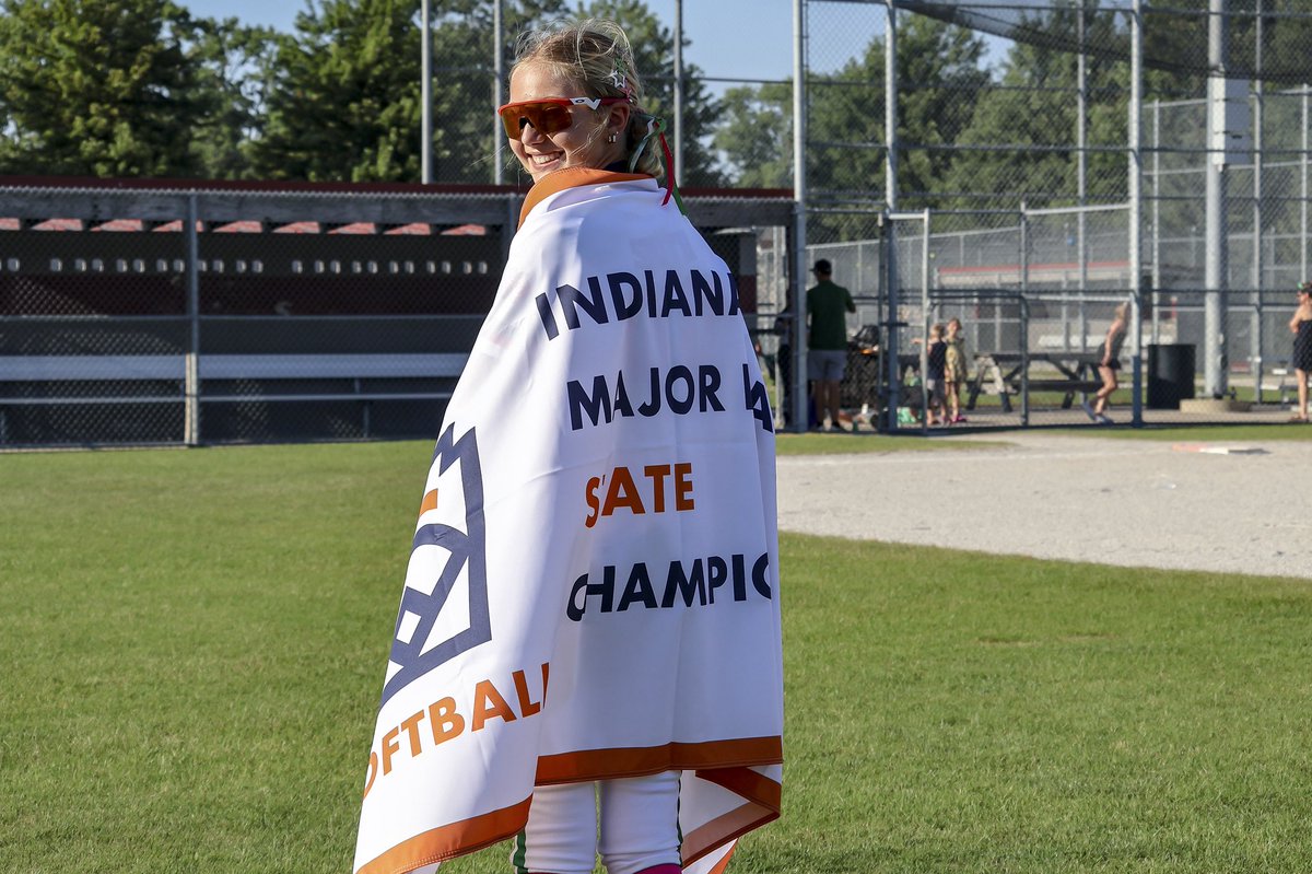 RileySmith2031's tweet photo. STATE ✅ 🔛 REGIONALS 
📺 July 17  7pm ESPN+
@espn @LittleLeague @ExtraInningSB @LineDsoftball @tagupSoftball @RecruitMatador @Grace_Fiore_07 @BevBandits2031 @coachAndySmith https://t.co/yOtEkoLXGF