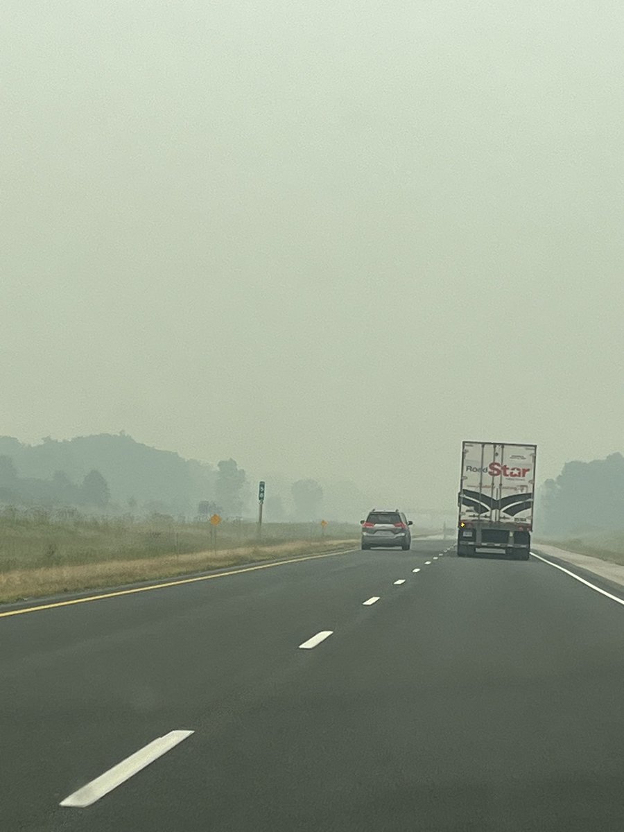 McStelpy97's tweet photo. Third day of intense smoke from the Ontario wildfires. I feel so bad for the communities affected by these fires! It’s so surreal seeing and smelling this smoke. #OntarioWildfires #Smoke #NeedRain https://t.co/8NxNjECu7c