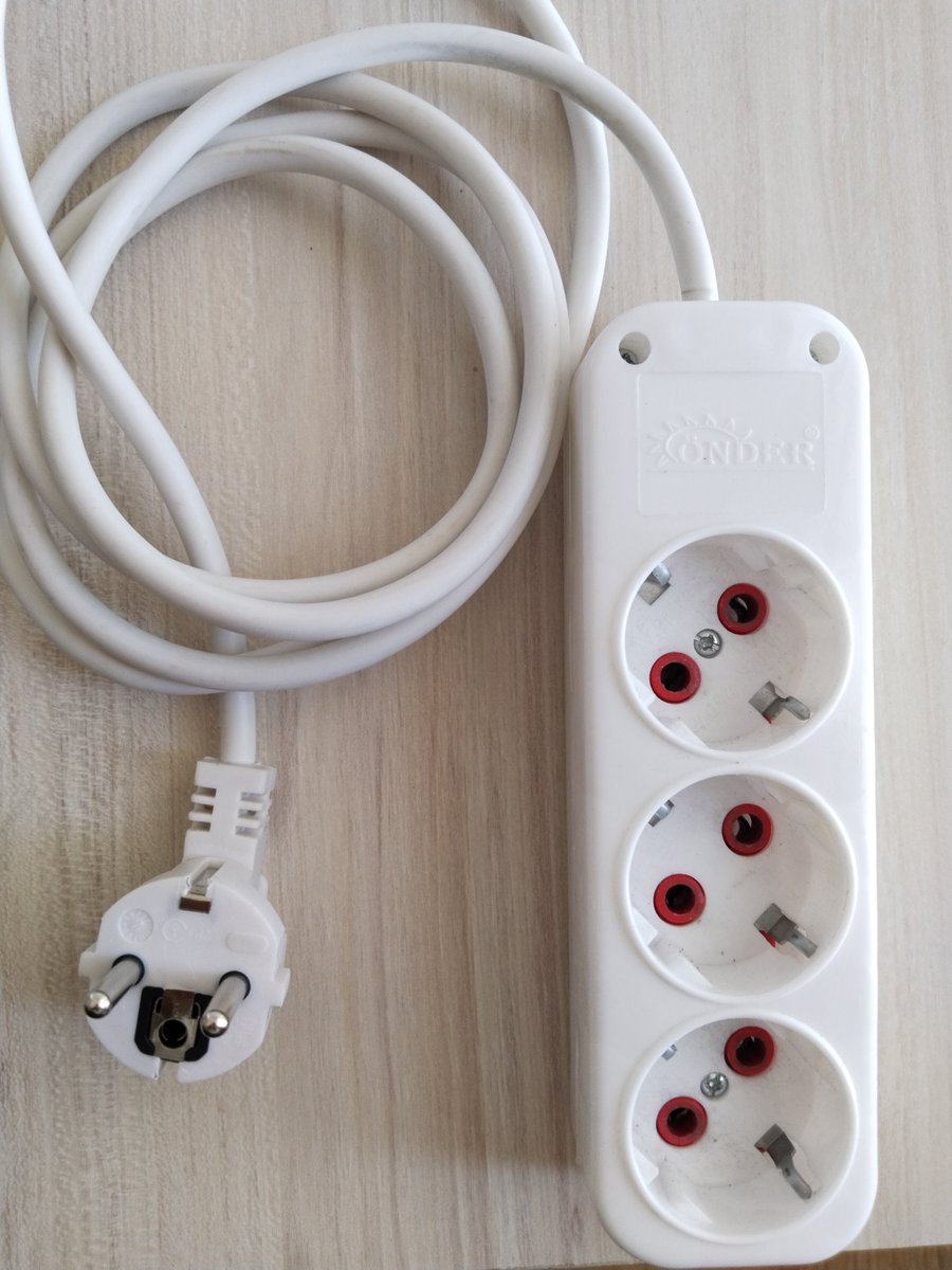 a_nural's tweet photo. Üzerinde TSE ve CE işareti olmayan firmanın ismi olan bu ürün piyasada nasıl satılabiliyor? @ticaret @tse @ce https://t.co/IpFoOXTEJY