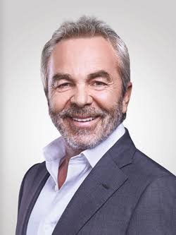 Zekeriya_Say's tweet photo. 📌22 yıldır medya camiasının içerisindeyim...
*
Erol Olçok'un şehit olduğu 15 Temmuz 2016'dan beri, AK Parti taarruzu bırakıp savunmaya geçmiş...
*
Psikolojik üstünlüğü muhalefetr kaptırmıştı.
*
Akın Gürlek'in, Adalet Bakanı olmasıyla birlikte psikolojik üstünlük yeniden iktidara geçti.
*
Recep Tayyip Erdoğan, kabinede yaptığı küçük bir revizyonla oyunu yeniden kurmuş oldu.
*
Devlet yok Ahbap var " diyenler, şimdi birbirlerini yemekle meşguller...