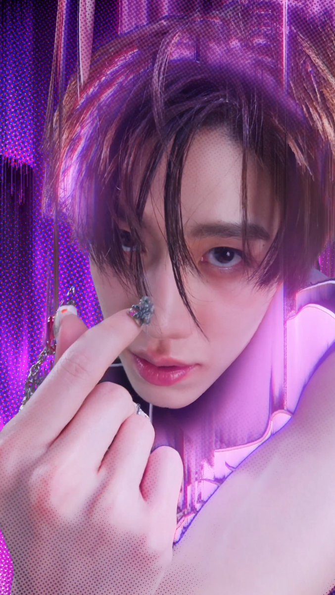 _muffinp's tweet photo. แมวน้อยนิ่หน่า ปักเมนน้องเพอเพิ้ลโพแมวน้อยคับ😭🫳🏻🐈‍⬛

PURPLE NEON DEBUT MV
#ปักเมนแฟน_MV #PPKritt https://t.co/LoJ2nUj2gm