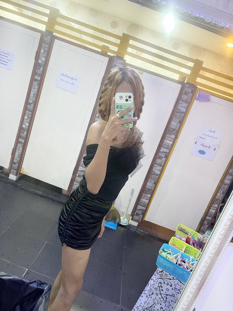 PSaipanton5153's tweet photo. ตัวเล็กอยากโดนเย็ดท่าอุ้มแตง5555 https://t.co/atrb9NqCRL