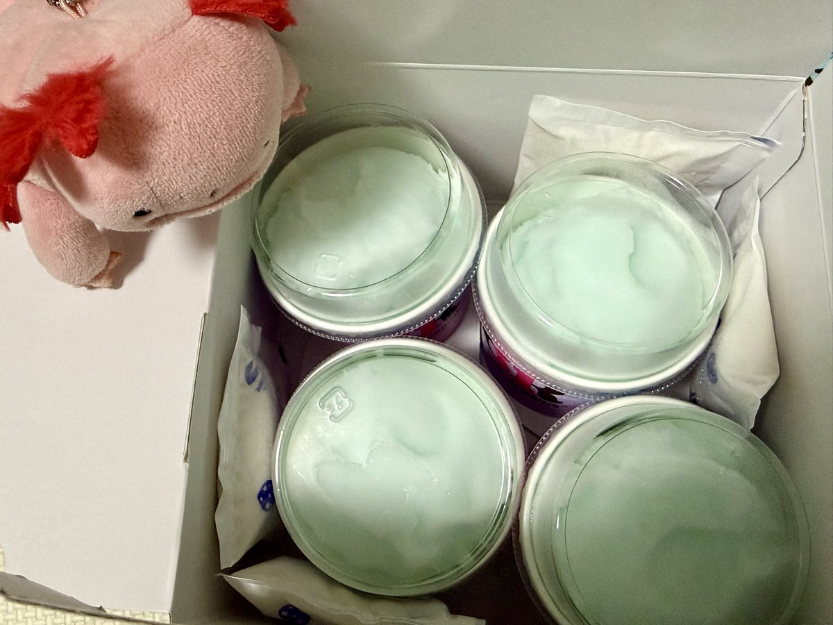 working_tanaka's tweet photo. プリズムウオッチ嵐げんこつバリ辛味噌チャーシュー！
嵐げんこつバリ辛味噌チャーシュープリズムウオッチだよ！！
花の金曜！ストレス！ラーメン！アイス！
ダイキュリー美味しかったのでダイキュリー4！！！！！
おとなの味！！ってうっすら聞いてたがめちゃくちゃ美味しい…
今週もお疲れさま！！ https://t.co/svzcTn7I57
