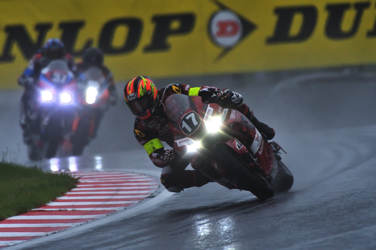 TA98_458MA's tweet photo. 2026 FIM世界耐久選手権”コカ・コーラ”
鈴鹿8時間耐久ロードレース第47回大会
No.17 Astemo Pro Honda SI Racing
#鈴鹿8時間耐久ロードレース
#AstemoProHondaSIRacing
#Astemo
#亀澤杏菜(@anchiy1005)さん
#桜庭かよ(@kayo_pechi)さん
#百崎羽華(@uka_mmsk)さん
#17号車の日
#鈴鹿サーキット https://t.co/ZCNEQafEtc