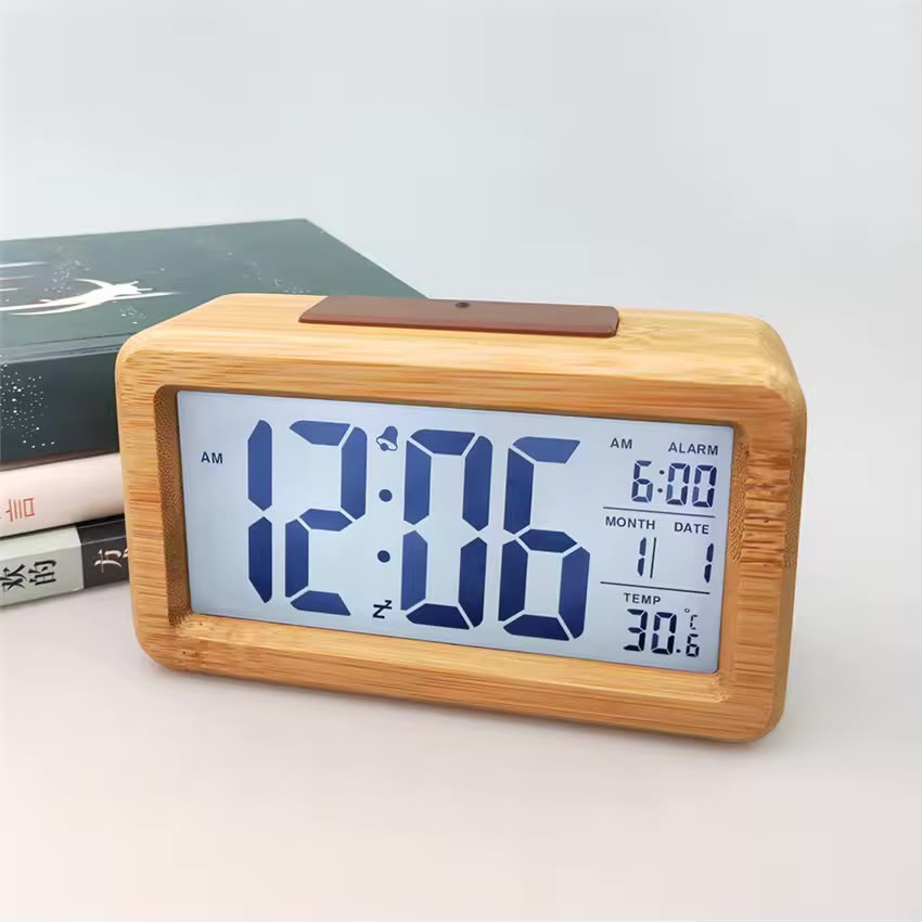 _brandstudio_'s tweet photo. Wooden LCD Alarm Clocks 

The soft glow of the LCD display makes it easy to read the time, while the wood’s warm tones bring a touch of rustic elegance to any room. 

Price:150,000ugx

WhatsApp:0707267566/@_brandstudio_ https://t.co/w9UcCIFnft