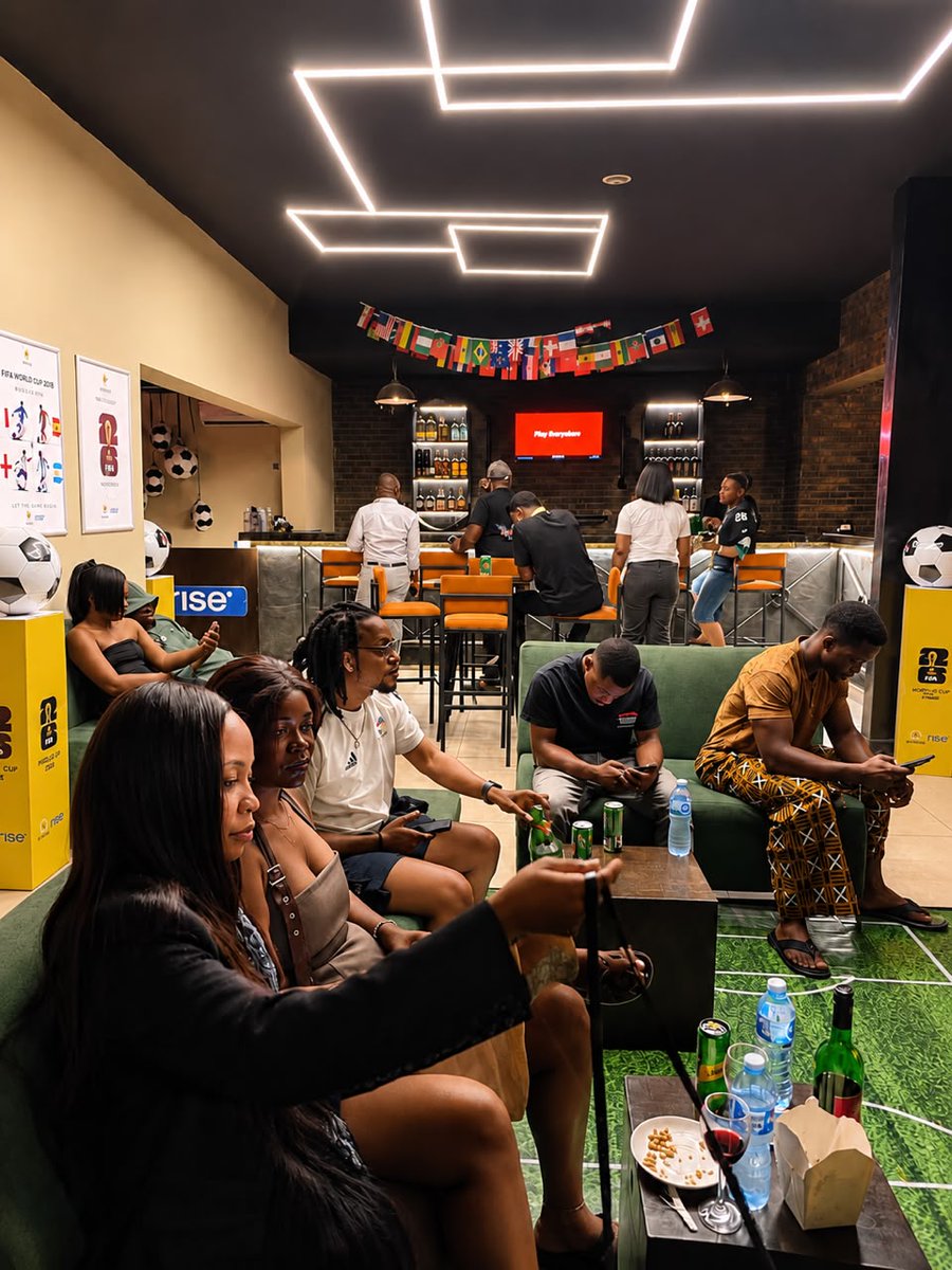 mywingside's tweet photo. Wingside X Rise football watch party has been an amazing experience, Good food and loud cheers.
Don't miss the finals😍#wingsidewatchparty #fifa2026 #fullofflavor https://t.co/KkBTJ5KYl2