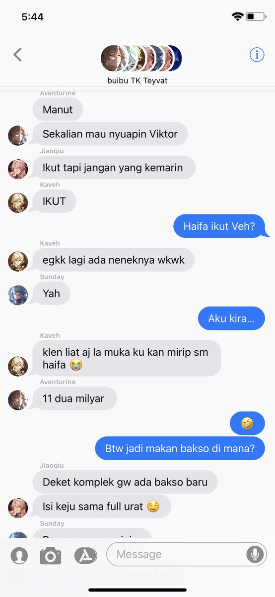 altroc1ty's tweet photo. #BuibuTeyvat four tweet chatfic 

awalnya ngajak ngebakso, tapi kok aneh 🤔🤨 https://t.co/UAauzgwdEn