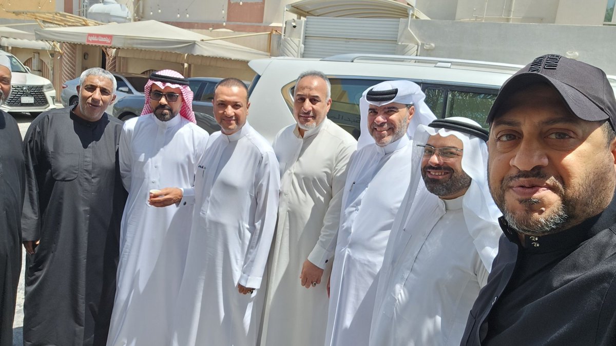 nadeerov2's tweet photo. #جمعة_مباركة 
في الذكرى السنوية لرحيل والدتي أم محمد
 " رحمة الله عليها "

التقينا بالأحبة المؤمنين بعد صلاة الجمعة و مجلس التأبين https://t.co/hRAOhI6ZOO