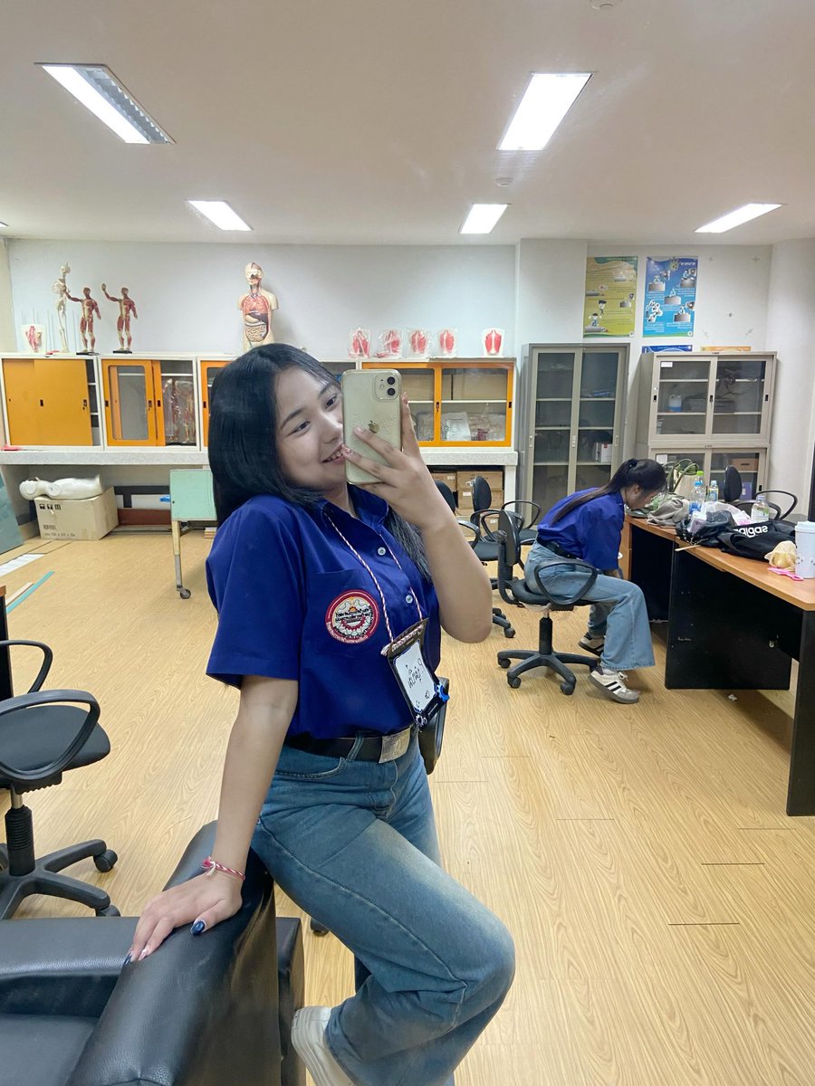 phanuphong3fjd's tweet photo. ชอบสาวอวบไหม🥺 #หาคนคุย https://t.co/kt1F2Md8dl