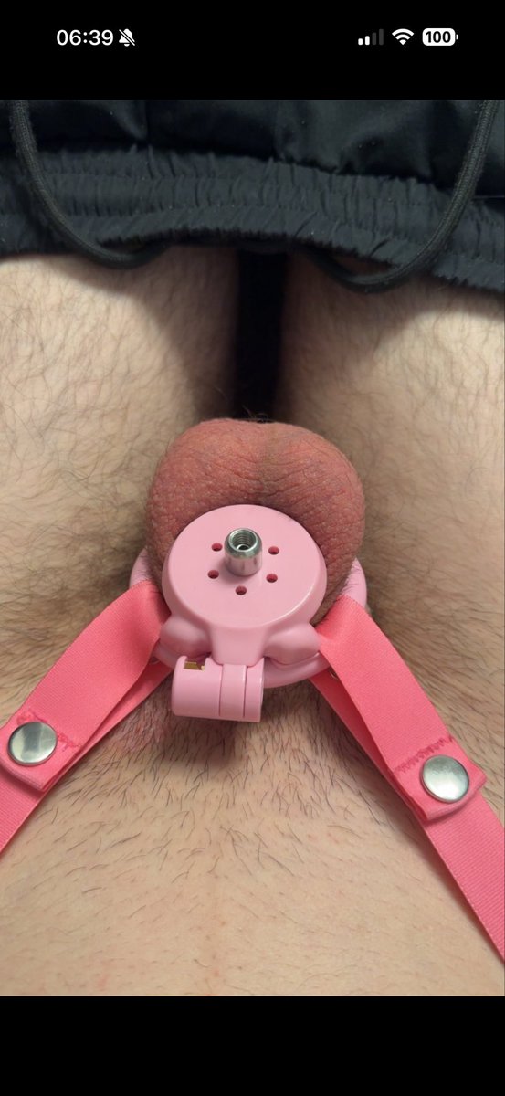 ScorpioK61893's tweet photo. @Cedo2107 showed me that I’m a pathetic excuse for a man, his cock is massive compared to my limp sissy cock.

As such I am exposing myself https://t.co/A5SFBhp1B3
