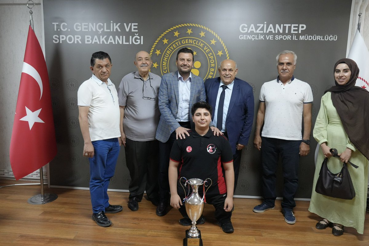 GSB_Gaziantep's tweet photo. Engelsiz Gaziantep Spor Kulübü Başkanı, yönetim kurulunu ve sporcularını İl Müdürlüğümüzde ağırladık.

@gencliksporbak @OA_BAK https://t.co/Bg5vprG4CQ