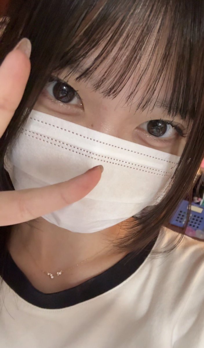 序列最下位 tweet media