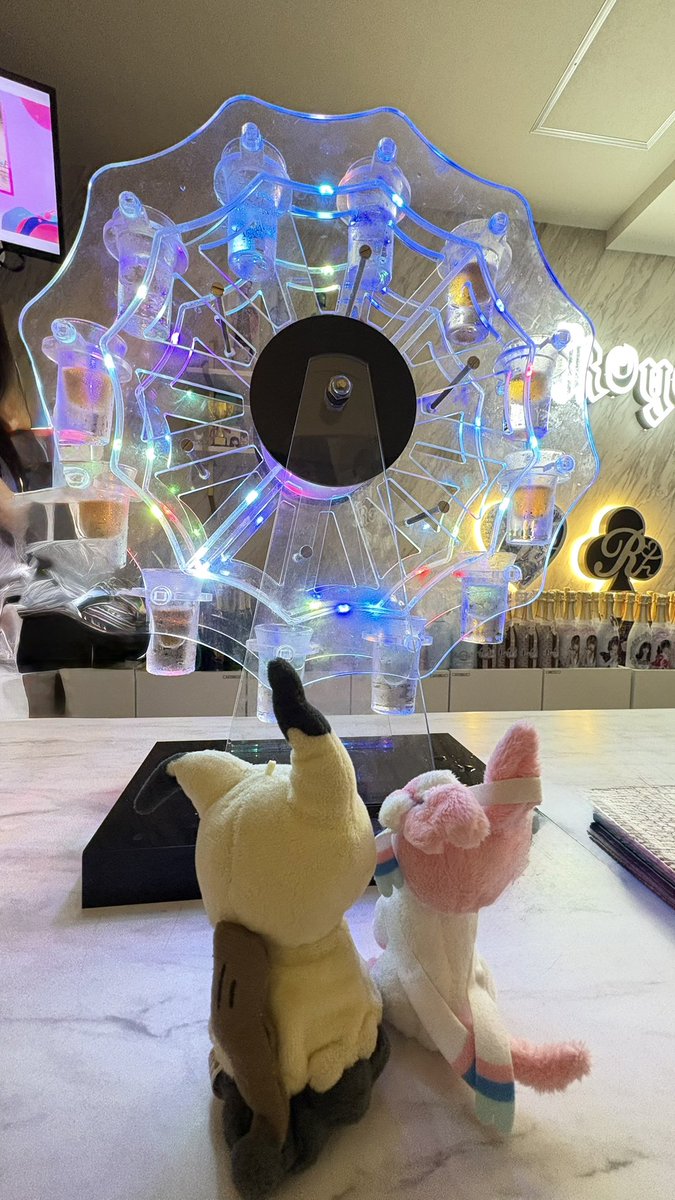 ishiboo's tweet photo. 出会いはジェットコースター！
走り出したら止まらないよ
キスの火花を散らして
恋はジェットコースター
夏の斜面を滑りながら
何もかもぼくにまかせて‼︎ https://t.co/JCyMjiS0sw