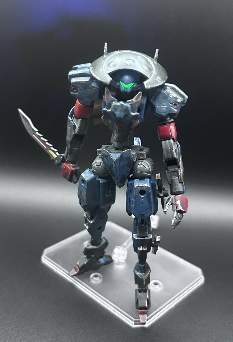 suiseinokappa's tweet photo. 「ヴェイル・ファング」

宇宙海賊30に属するアサシン機体。
森林に潜み背後から敵を静かに処理していく。

#30MMCM2026
#30MMAN https://t.co/dBswzAwS2o