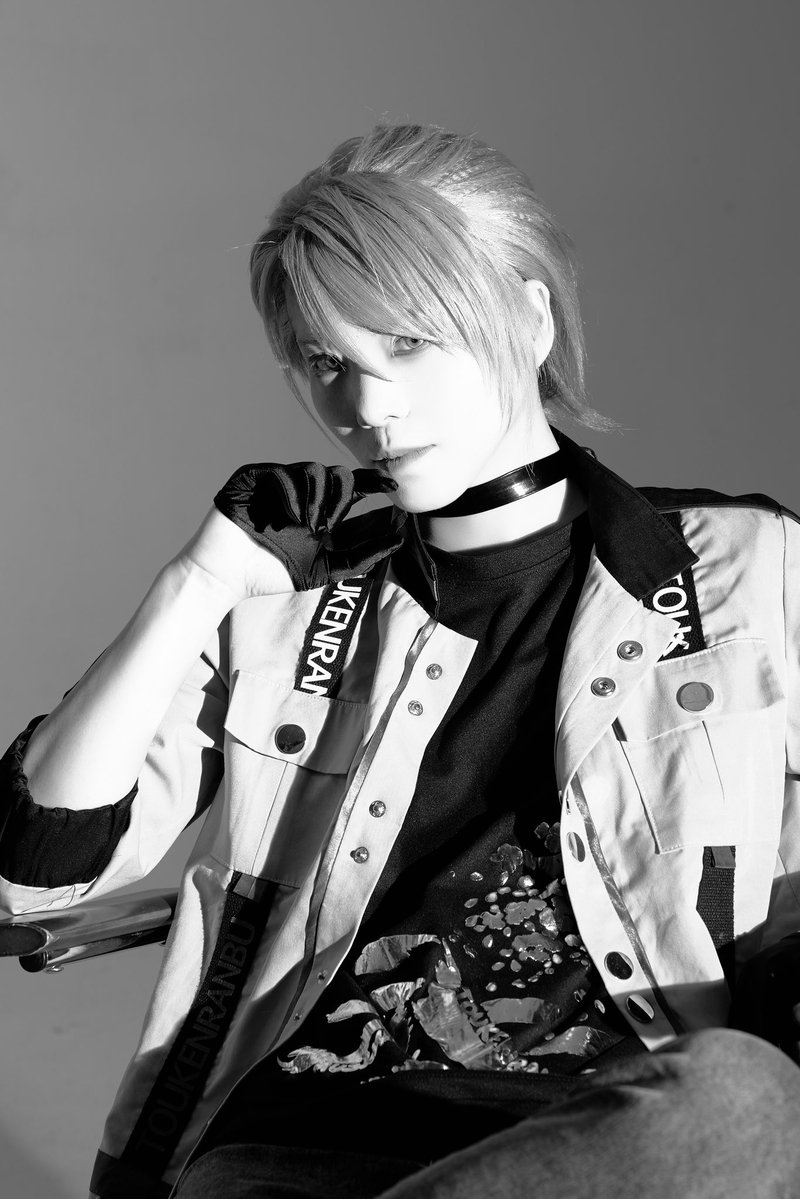 Lenkaei319's tweet photo. #刀剣乱舞
#山姥切長義 
#cosplay https://t.co/4FsEeC4b6l