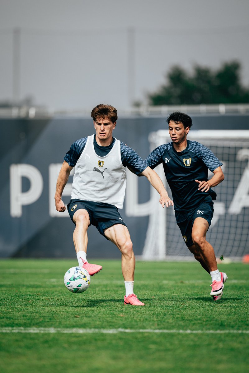 FCF1931_Oficial's tweet photo. Tivemos nota mรกxima em mais um treino ๐
โช๏ธ๐ต #Identidadequenosmove #amordeperdicao https://t.co/TgvxZcqcmi