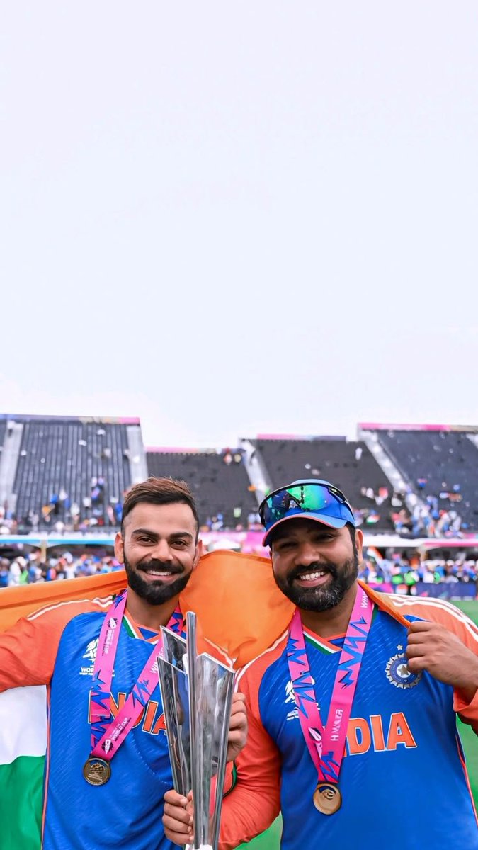 ChiraghDaman's tweet photo. GG’s ego is so massive it needs its own spot in the 15-member squad. Pushing Rohit Sharma out of ODIs because he doesn't fit your "aggressive template" is wild.
​You’re the coach, Gautam, not the king. Let the man who actually has three double-hundreds decide when he's done. 👑❌ https://t.co/SSACKbsfwH