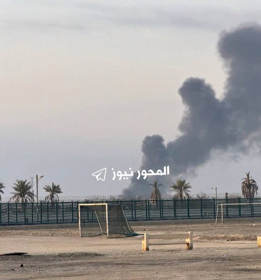 InfoSudLiban's tweet photo. L’Iran a visé ce matin, le siège de la 5e flotte de la marine américaine au Bahreïn avec un drone faisant un impact direct. https://t.co/KW60Ihy3Rc
