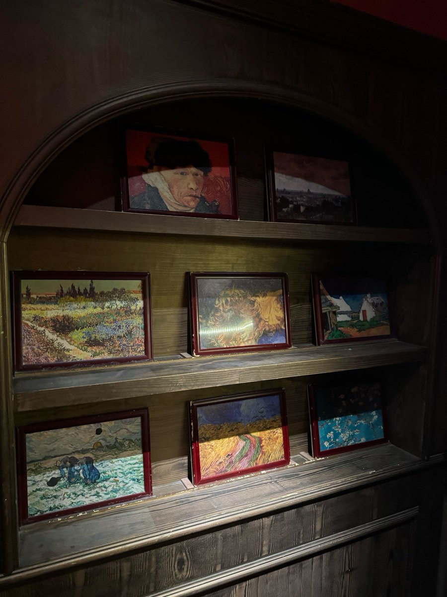 DaHannes1's tweet photo. Just got stuck in the "Forgotten Library" escape room—3 riddles, a locked safe, and a clock ticking down! Any pro escape artists wanna guess the code before time runs out https://t.co/7Vix15dpXK