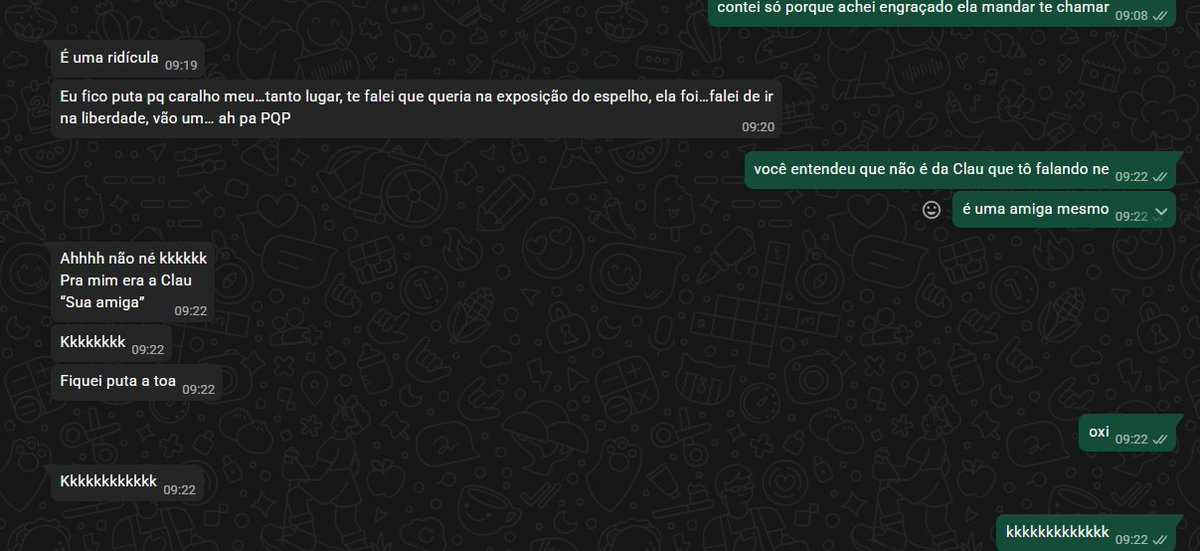 iam_emanuela's tweet photo. Não da, as implicâncias de casal que a gente tem https://t.co/7O8L2htI1B