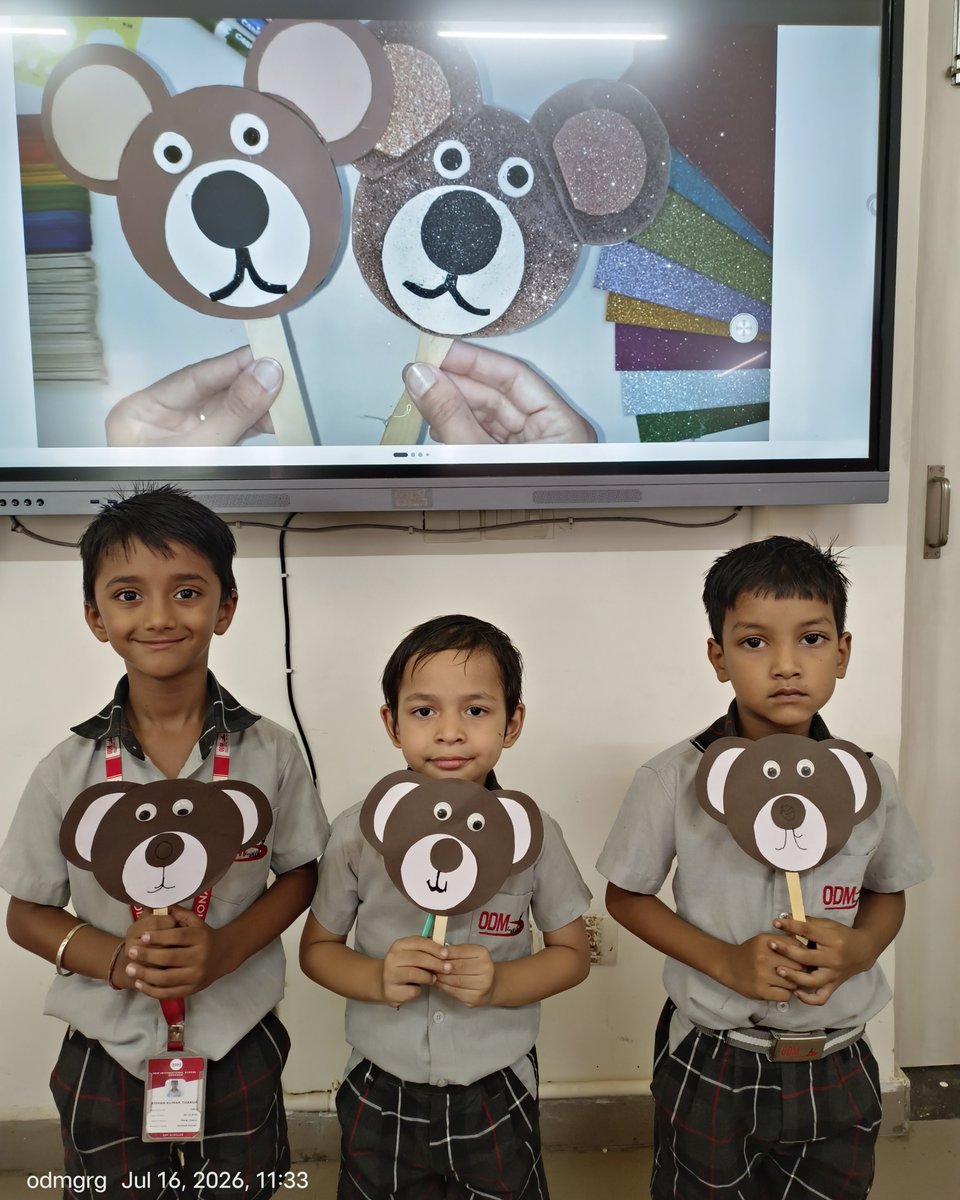 ODM_Intl_GRG's tweet photo. 🐻🎨 Our little learners had a beary fun time creating adorable bear crafts! Through cutting, colouring, and pasting, they strengthened fine motor skills, creativity, focus, and imagination while enjoying hands-on learning. 🌟💛
#BearCraft #CreativeKids #growwithodm https://t.co/VI7vtKvgcj