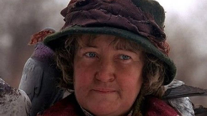BBCBreakfast's tweet photo. Oscar-winning actress Brenda Fricker, best known for her roles in My Left Foot and Home Alone 2: Lost In New York, has died aged 81.

https://t.co/DDKxoSjcUY https://t.co/FOT3inlzQD