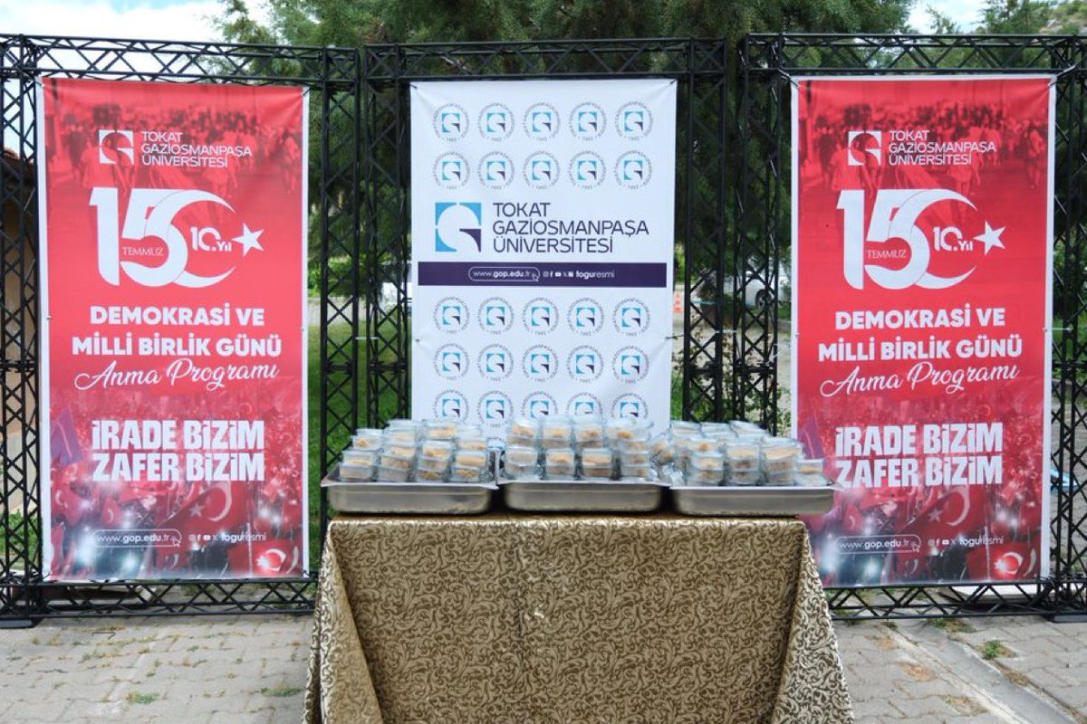profdrfatihylmz's tweet photo. 🇹🇷 Aziz Şehitlerimizi Dualarla Yâd Ettik

15 Temmuz Demokrasi ve Millî Birlik Günü vesilesiyle, Üniversitemiz Taşlıçiftlik Kampüsü Camii’nde aziz şehitlerimiz için düzenlediğimiz mevlid ve dua programında akademik ve idari personelimiz ile öğrencilerimizle bir araya geldik.

Cuma namazı öncesinde gerçekleştirilen programda, vatanımızın bağımsızlığı, milletimizin birliği ve demokrasimizin bekası uğruna canlarını feda eden kahraman şehitlerimizin ruhlarına mevlid-i şerif okundu, dualar edildi. Programın ardından cuma namazı çıkışında cemaatimize helva ikramında bulunuldu.

Bu aziz vatanı bizlere emanet eden tüm şehitlerimizi rahmet ve minnetle, kahraman gazilerimizi şükranla yâd ediyorum. Milletimizin birlik ve beraberliği daim, devletimiz ebed müddet olsun.

Ruhları şad, makamları âli olsun. 🇹🇷

#15Temmuz #DemokrasiVeMillîBirlikGünü #gaziosmanpaşaüniversitesi