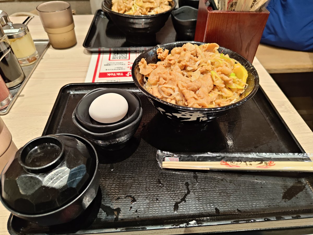 marl_hetare's tweet photo. ラブカの練習の後のすた丼 https://t.co/NDQuCiWtgn