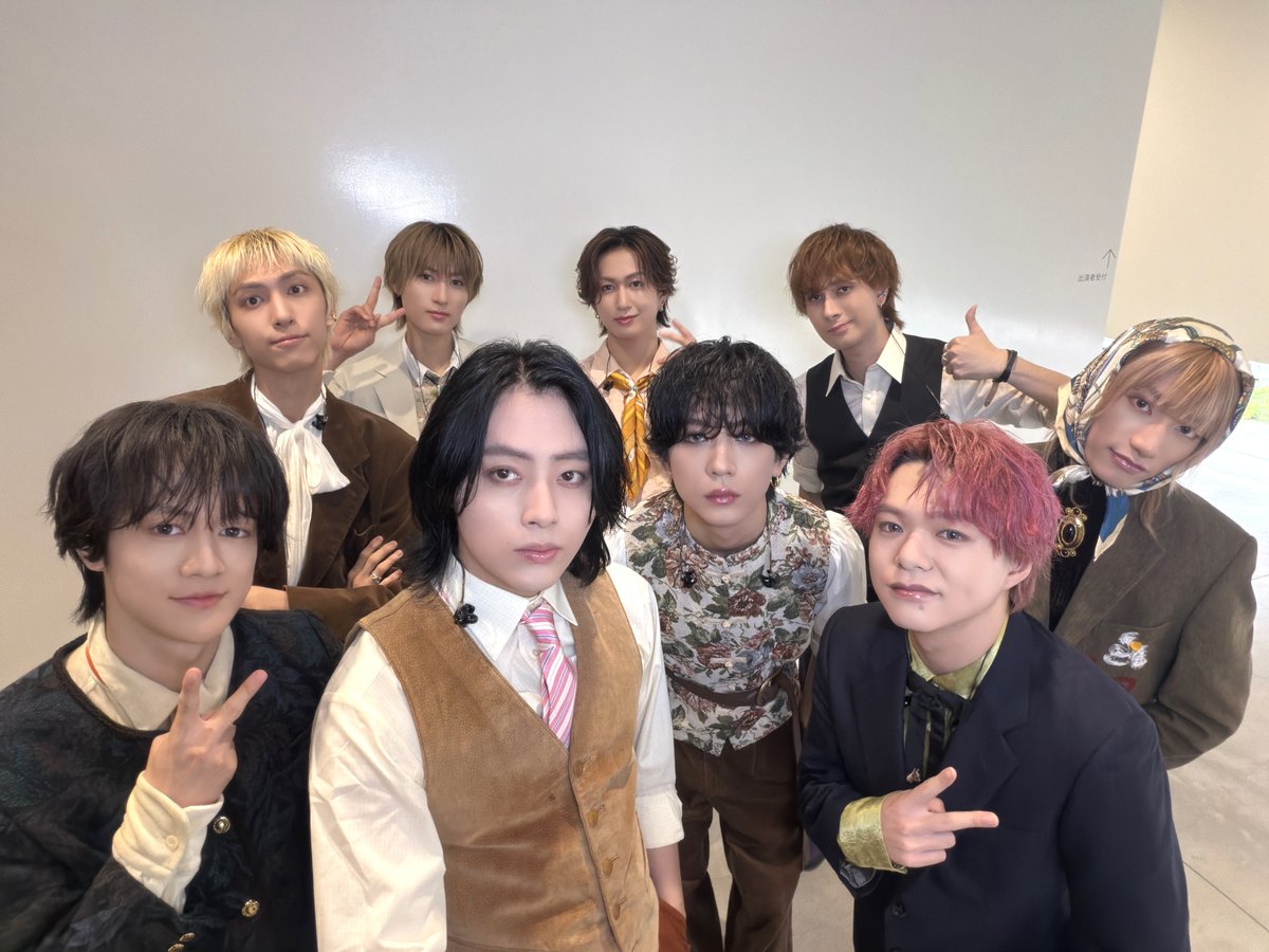 Supdra_staff's tweet photo. ／
日本テレビ「#バズリズム02」
ありがとうございました🐉
＼

🎥 Call Me Asap
https://t.co/djXoaQMZHM

🔹 5分でわかる #スパドラ
https://t.co/vsHAEV8RnO

🔹 Official &amp; Member SNS
https://t.co/LSBqgHuEmf

@BUZZRHYTHM_NTV
#SD_Asap
#スパドラ #SUPERDRAGON https://t.co/S57rLFqsbg