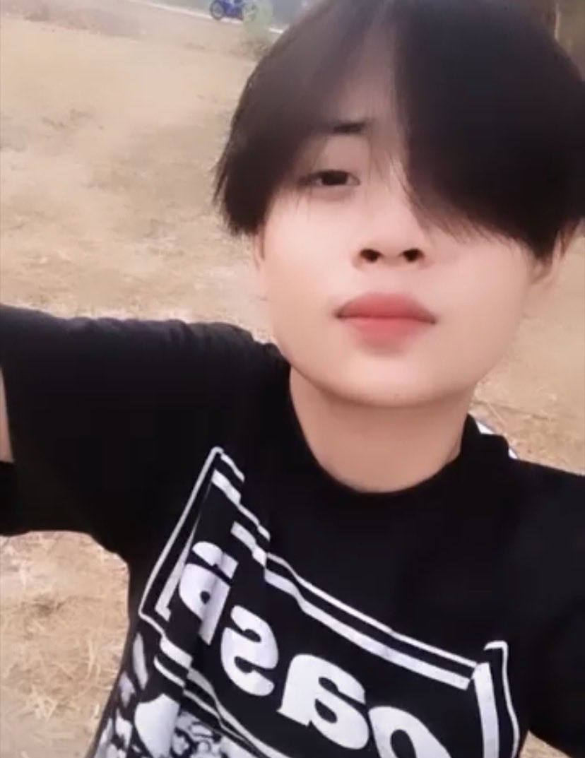 B21gn's tweet photo. โสดคนคุยก็ไม่มี😣 https://t.co/8R6wXV0WzE