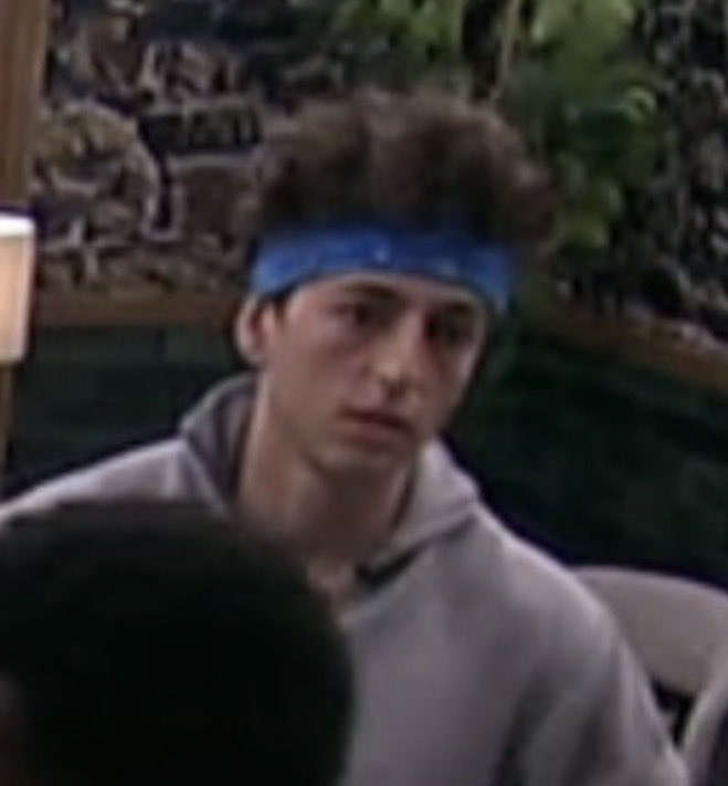 emzz820's tweet photo. When the adrenaline starts to wear off and you realize you’re fucked #bb28 https://t.co/ZJ36lPag8u