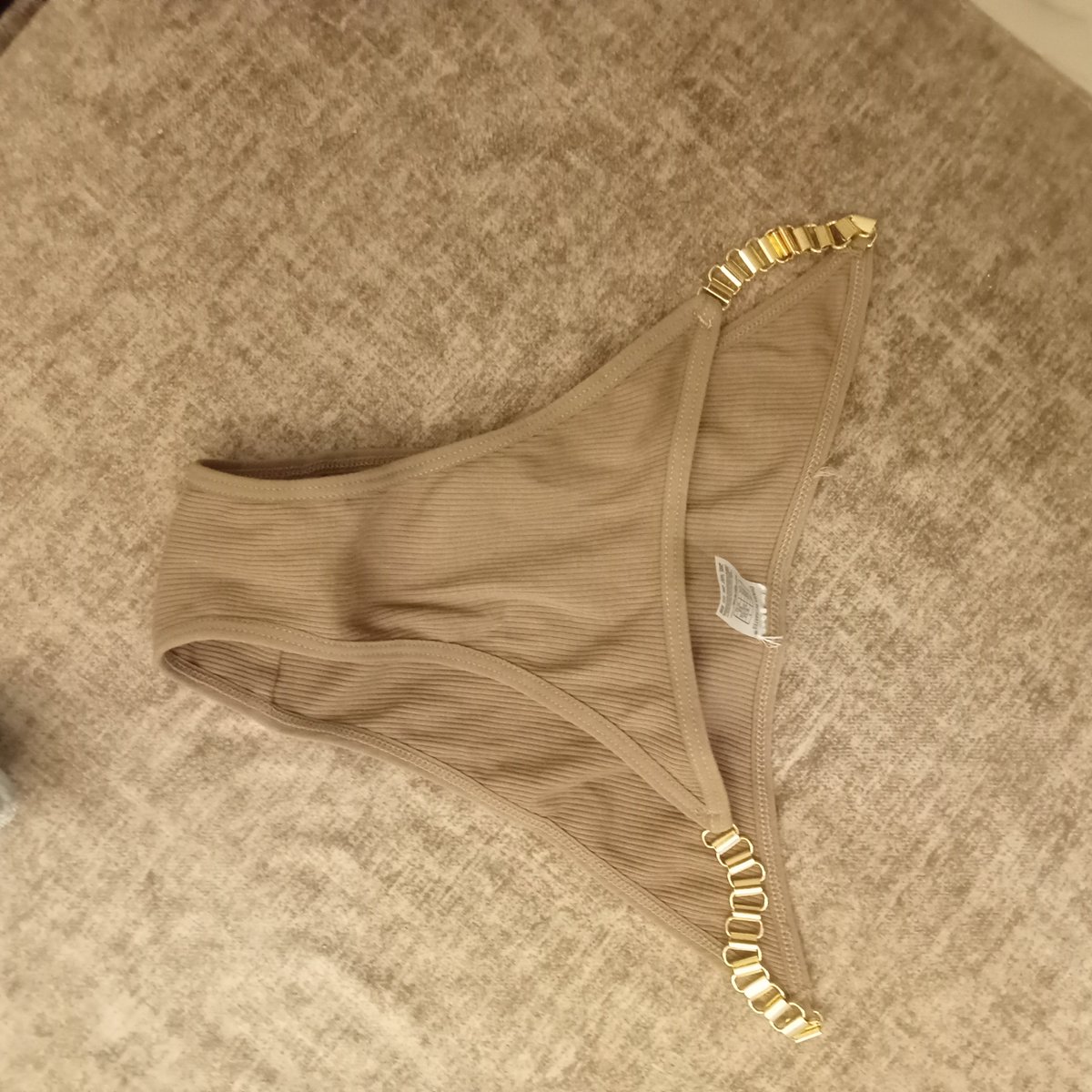 zabfvp's tweet photo. رأيكم يهمني 🥵🍑 https://t.co/fBmOalFIVK