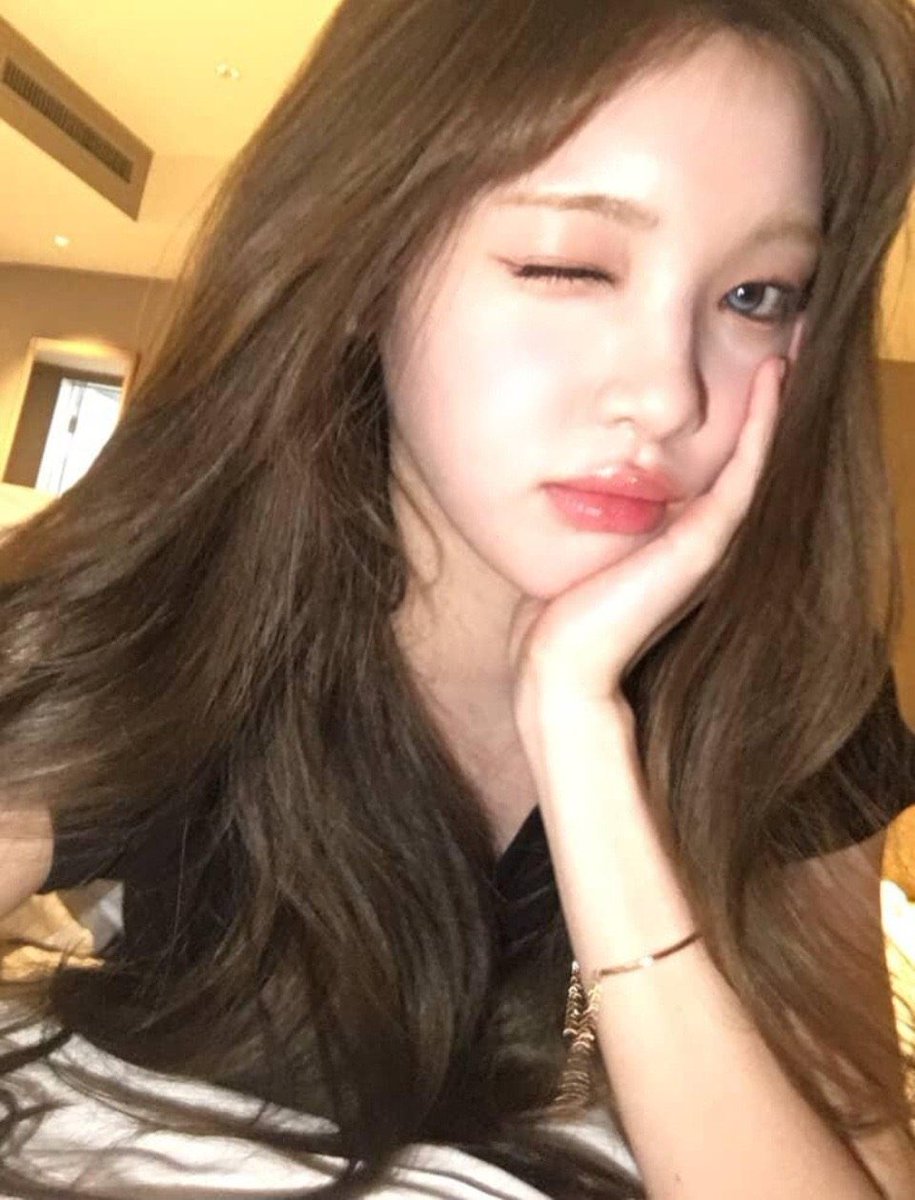 yooeha's tweet photo. I'm sorry, I was busy loving myself ♥︎ https://t.co/MiemZe1jm4